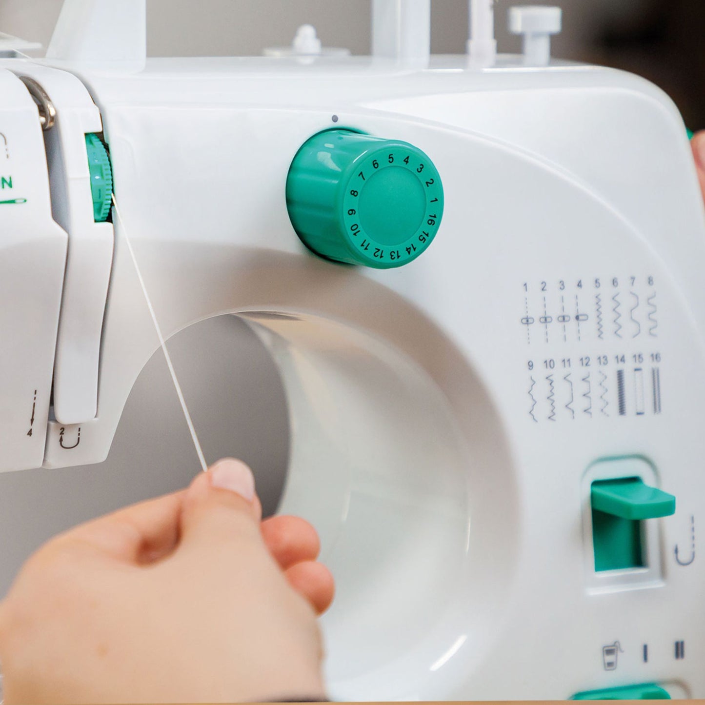 Máquina de coser Cotton 16.2